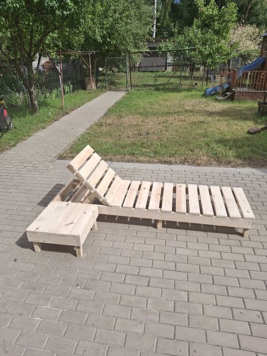 Sprzedam lezak ogrodowy