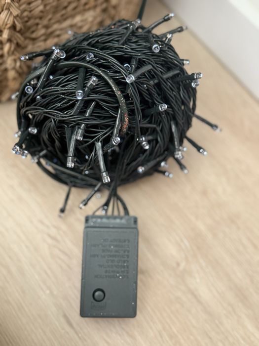 Árvore Natal 180cm+ luzes brancas + bolas + estrela