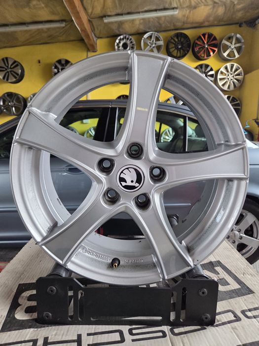 Felgi Aluminiowe 5x112 6Jx17 ET 48 Skoda Volkswagen Audi Seat
