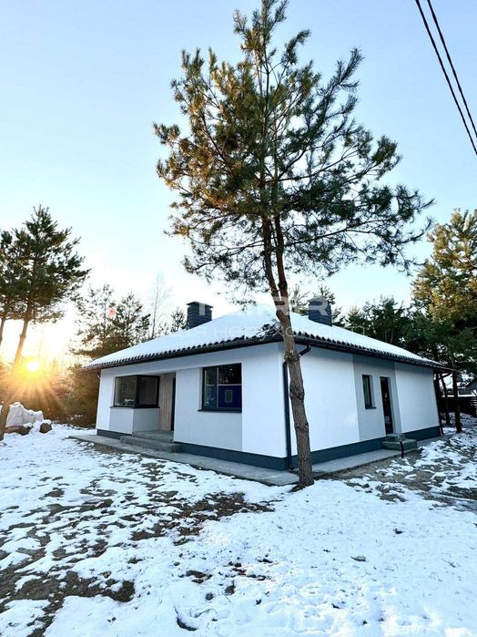 Малютянка продаж будинку з комунікаціями