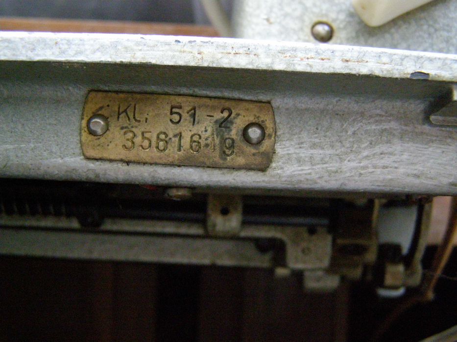 Швейная ножная машинка ГДР