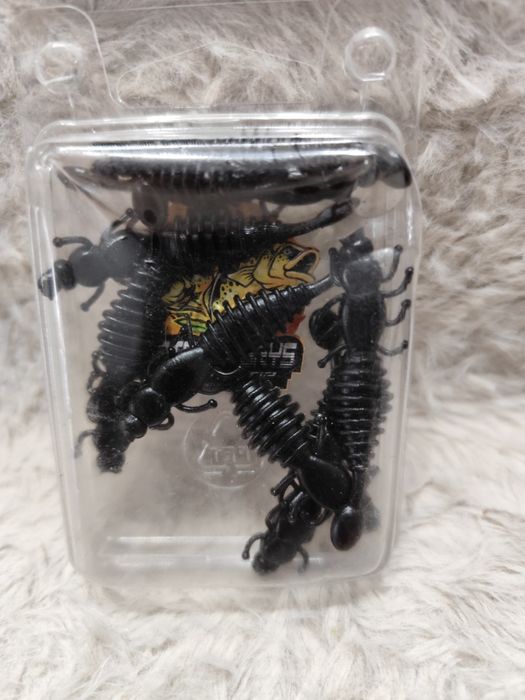 Przynęty spiningowe woblery ,blaszki ,gumki