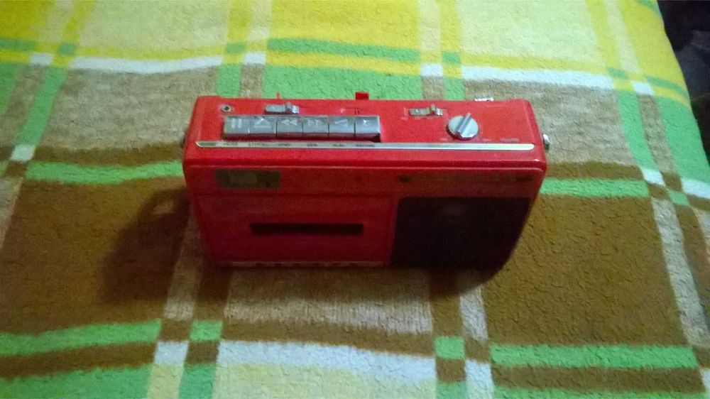 Zabytkowe radiomagnetofony - GRUNDIG RR 276L i SATELLITE AJ-161C