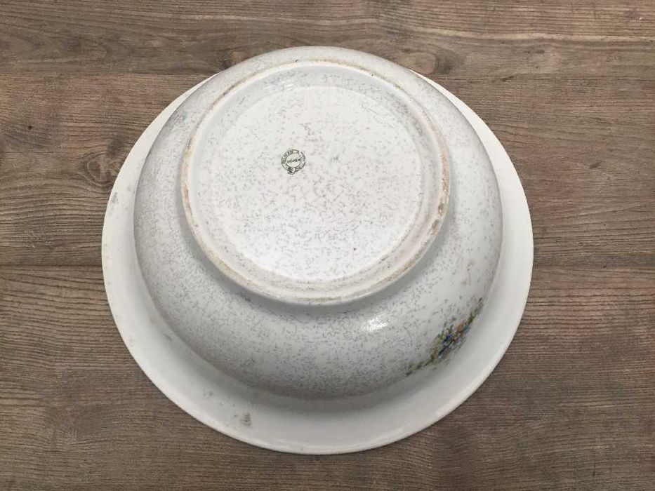 Antiga Lavanda e Gomil Sacavém em Faiança Decorada – Peça de Coleção