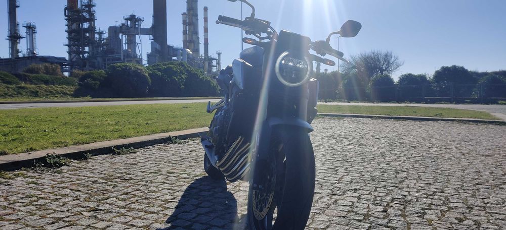 Honda CB650R Neo Sports Cafe 2021 70KW