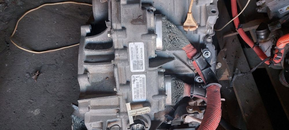 Продам мотор и коробку на Ford Fusion 13 года  обём 2 литра