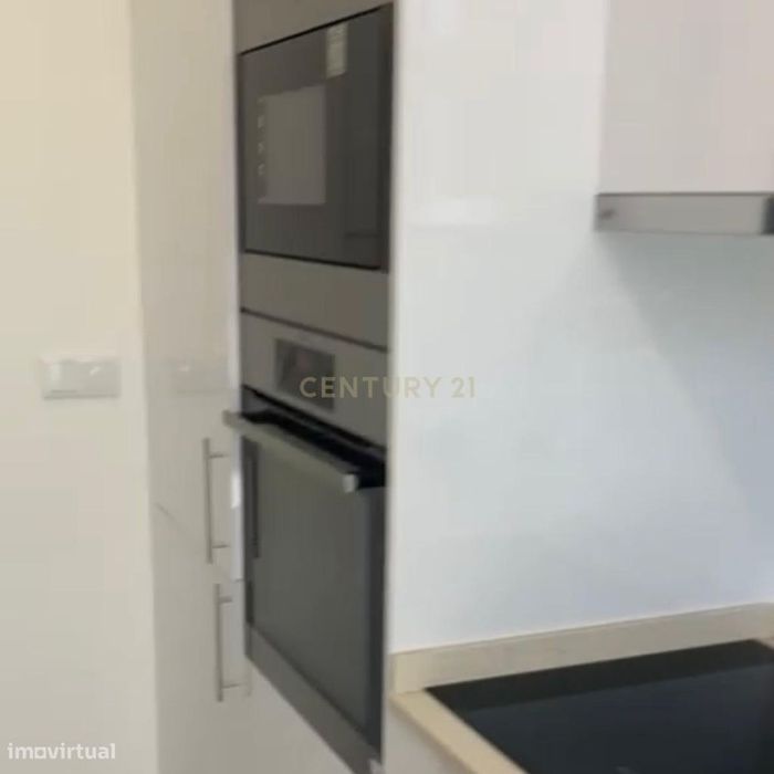 Apartamento T3 para Arrendamento.