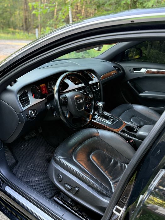 Продам Audi a4b8