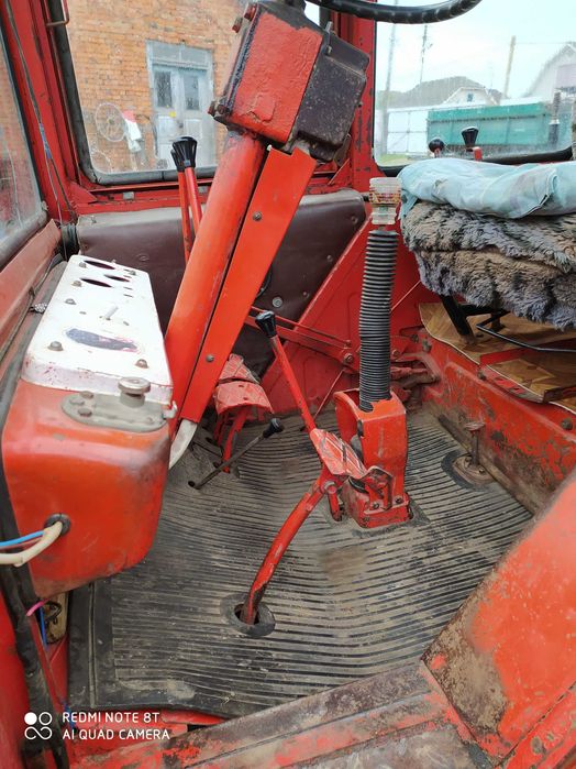 Продам трактор т-25,1991р,в фреза 1,4м,сажалка