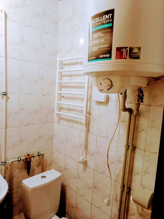 Посуточно 1 к.кв. проспект Центральный 124а, 3эт/9эт, wi-fi, 3 кровати