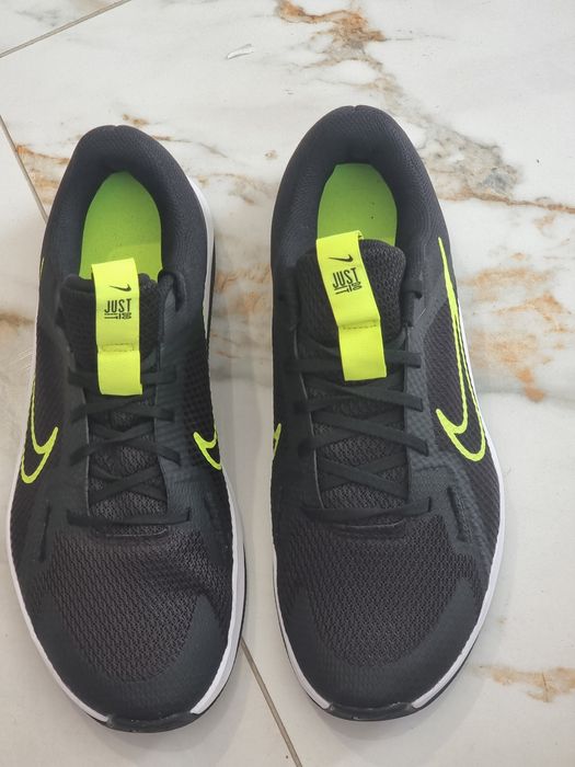 Оригінал 100% Кросівки Nike MC Trainer EUR 41