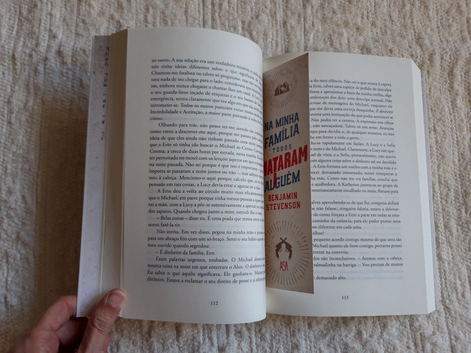 Livro de Benjamin Stevenson: Na Minha Família Todos Mataram Alguém
