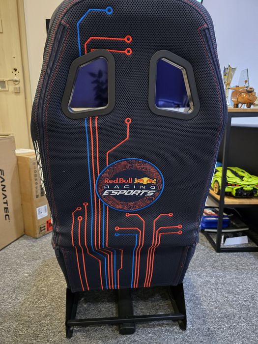 Sprzedam kierownicę Thrustmaster T-GT II