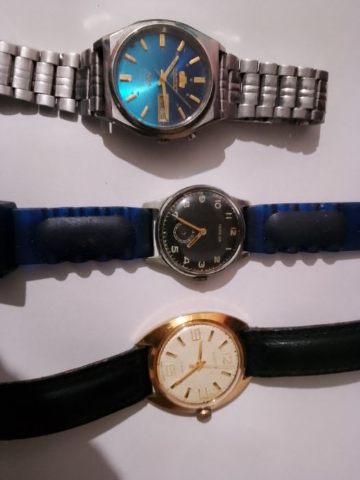 Продам часы Восток.