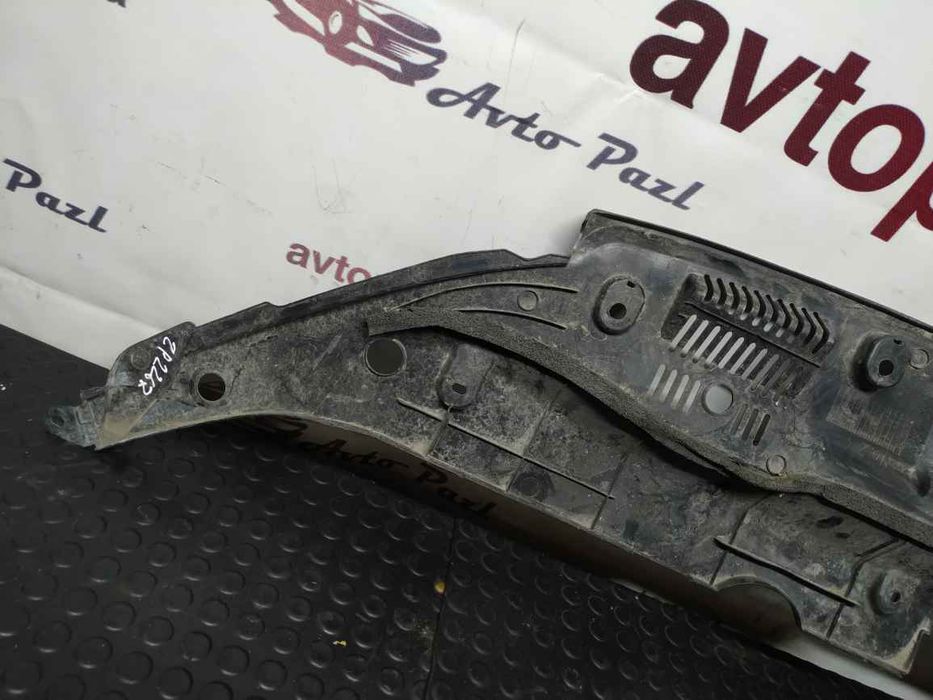 Toyota Highlander 14- кожух замка капота ZP2267 532950E070