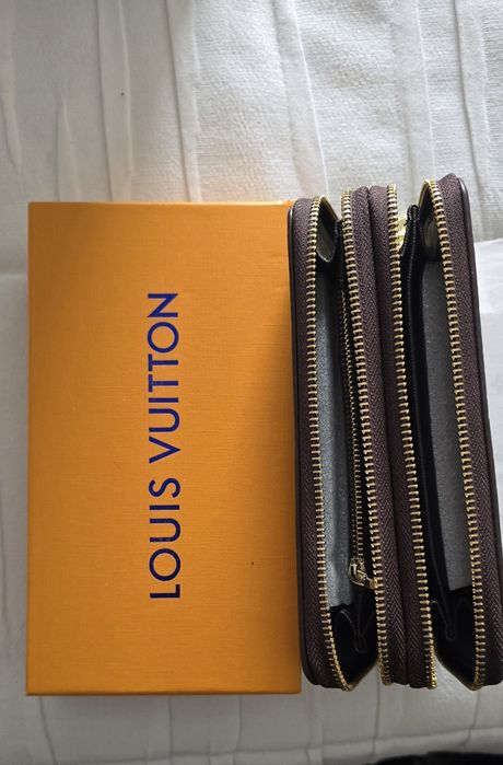 Carteira Louis Vuitton
