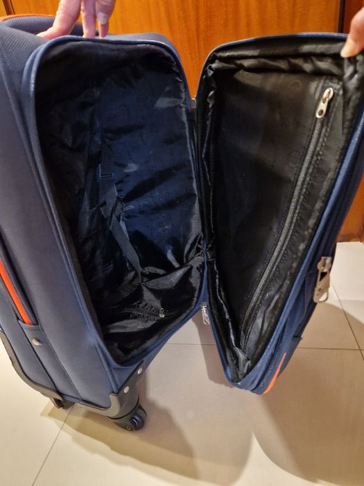 Mala de viagem como nova