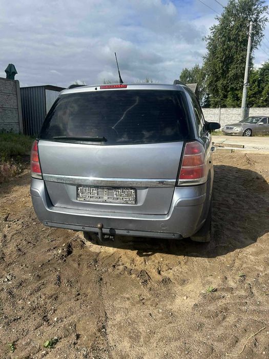 2008 Opel Zafira B 1.8 Z163 / Na części
