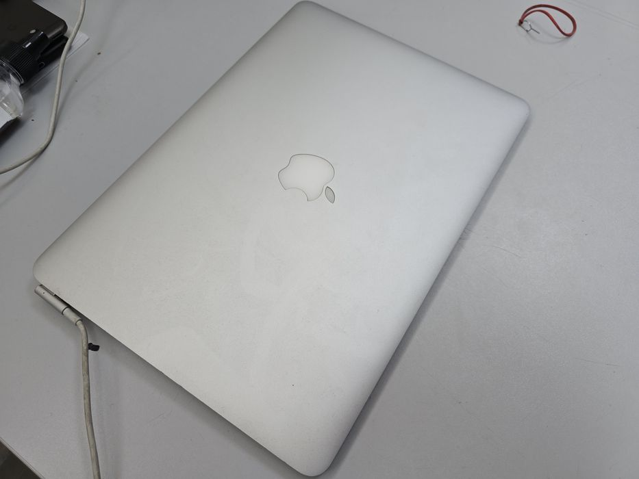 Apple MacBook Air 13 2011 A1369