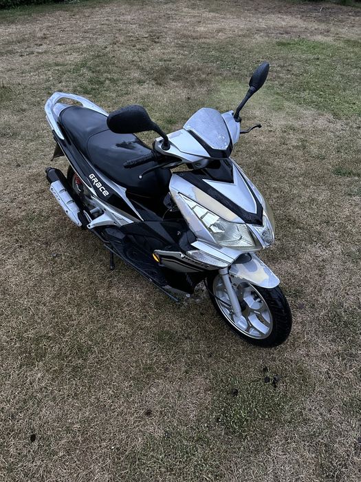 Скутор б/у в норм стані