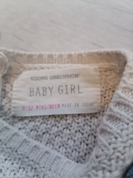 Sukienka z łączonych materiałów