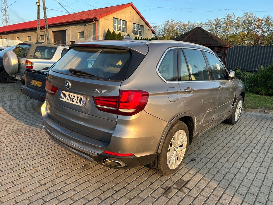 BMW X5 Do poprawek lakierniczych.