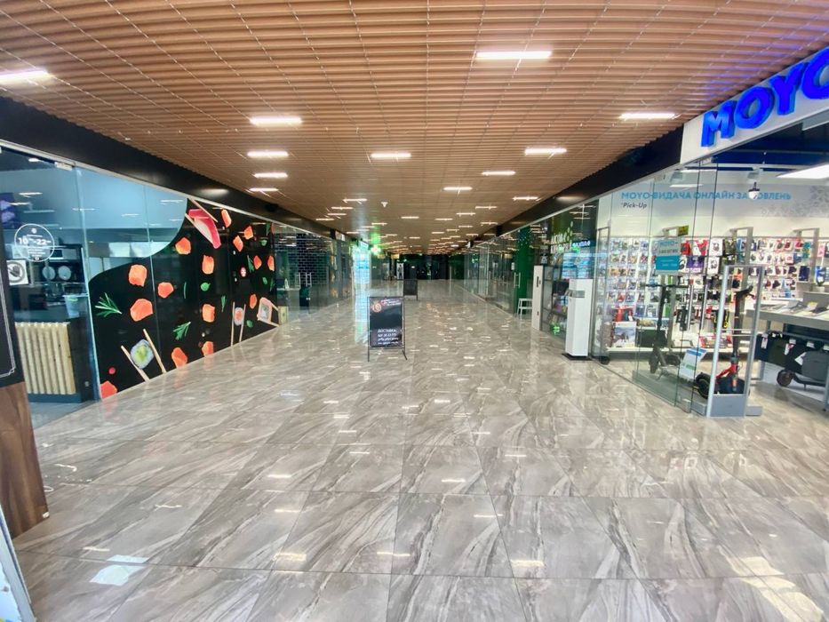Приміщення під аптеку в трц в центральному парку