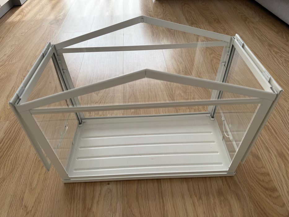 Mini estufa IKEA