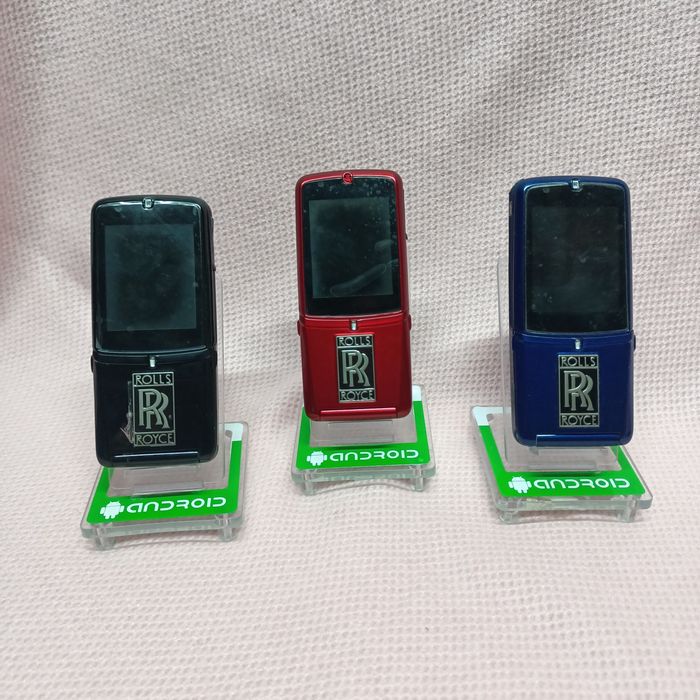 Мобильный телефон VERTU ROLLS ROYCE V095 
Модель ROLLS ROYC