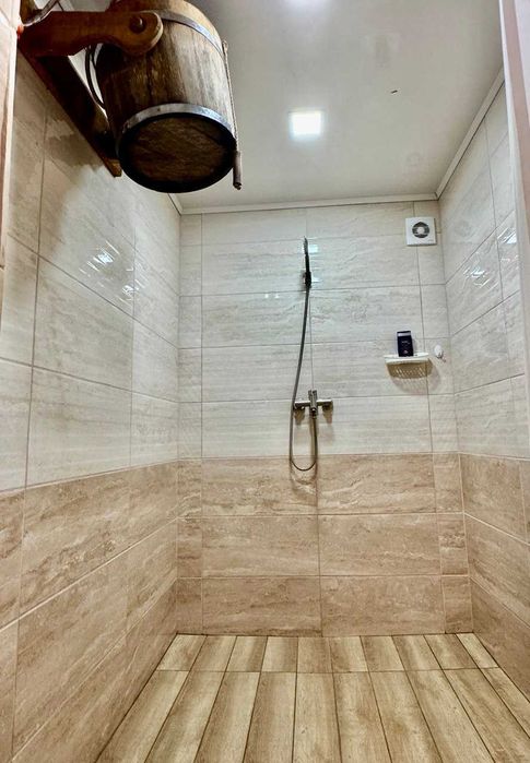 Продаж бані на 10 сот землі, р-н Епіцентр! A11