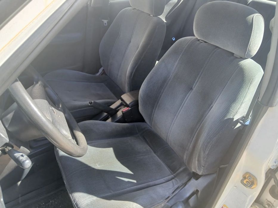 Nissan Sunny Hatchback 1.4 LX