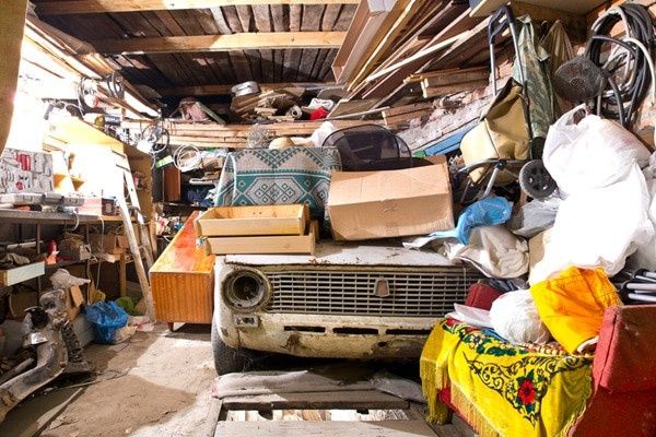 Чистка гаража Вивіз сміття з гаража Вивіз хламу з гаража