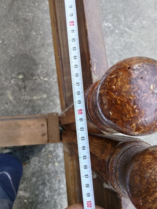 Łóżko zabytkowe drewniane przedwojenne
