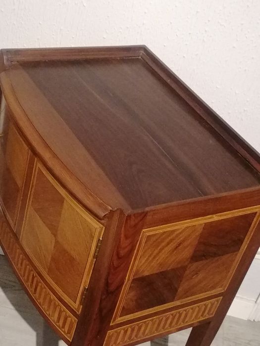 Par de Mesas de apoio Sofá (ou Mesinhas cabeceira) D. Maria. Pau-santo