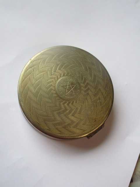 Rara Caixa Armazèns Grandella Sempre por bom caminho e segue