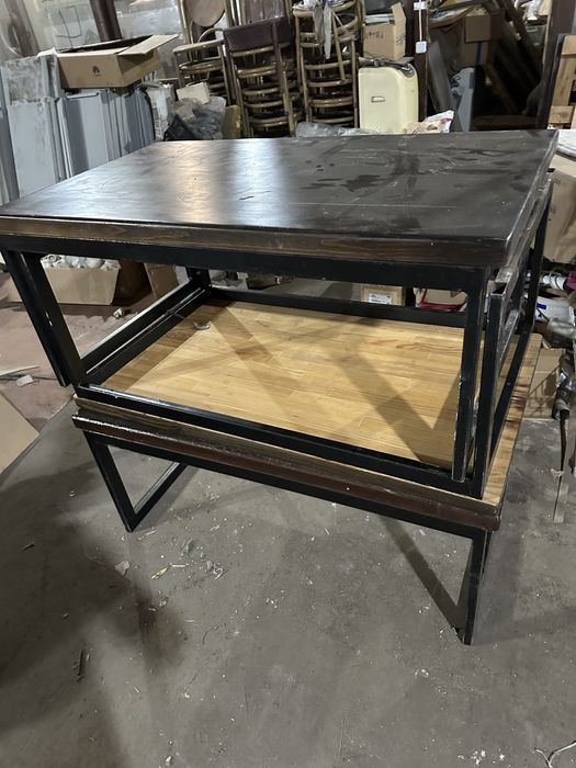 Журнальний столик лофт.                 .