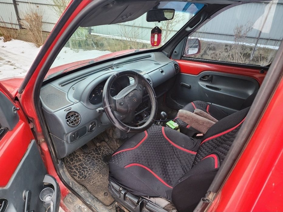Renault Kangoo 1.9 дизель, на повному ходу