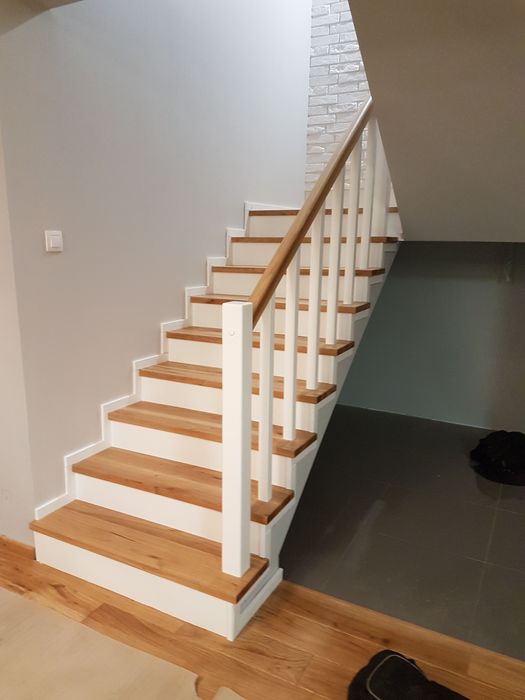 Parkiet Deska podłogowa drewniana dębowa klepka schody PRODUCENT