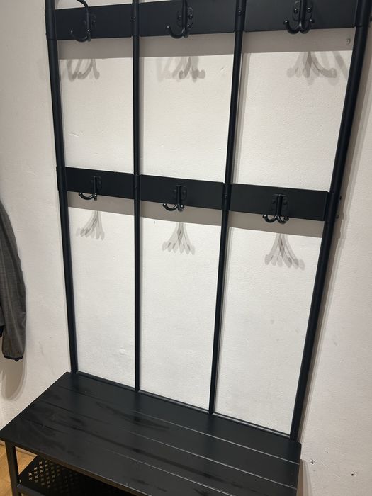 Wieszak z ławką i półkami na buty Ikea