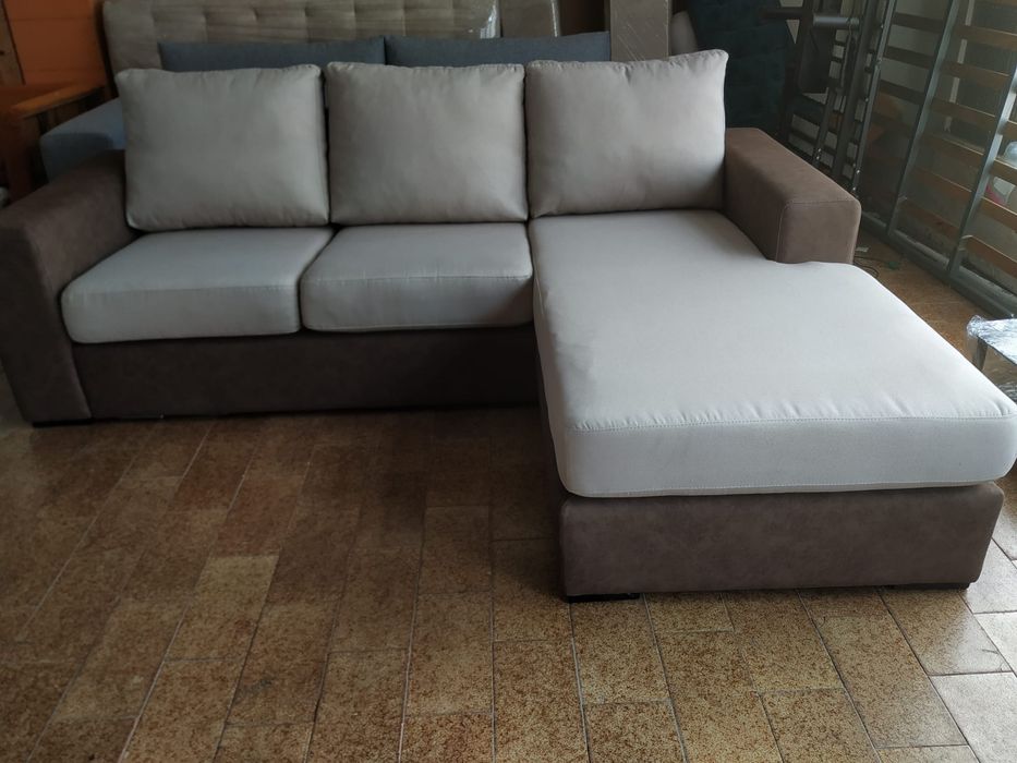 Sofa novo com chaise long