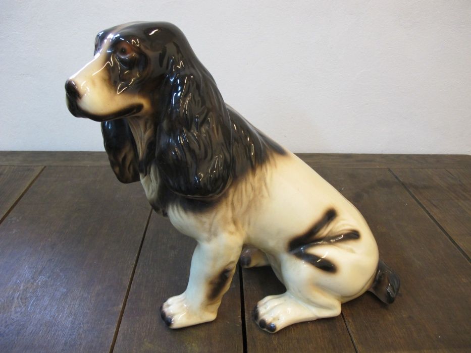 Figurka porcelanowa, pies, duża, wysokość 39 cm