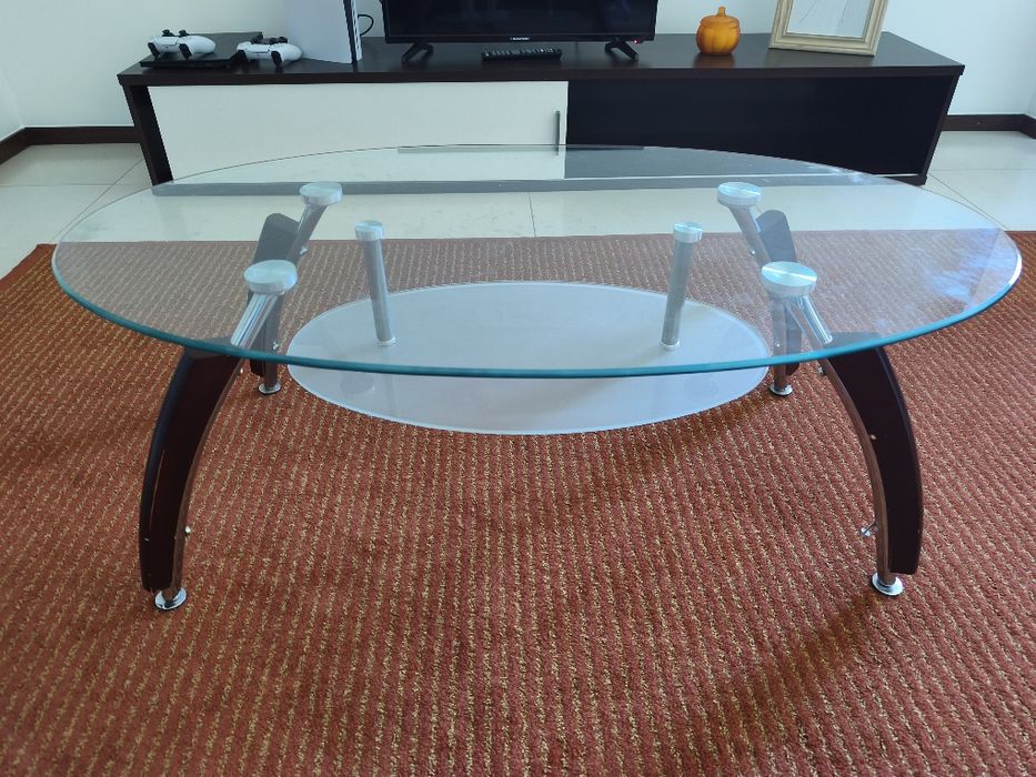 Mesa de centro de vidro