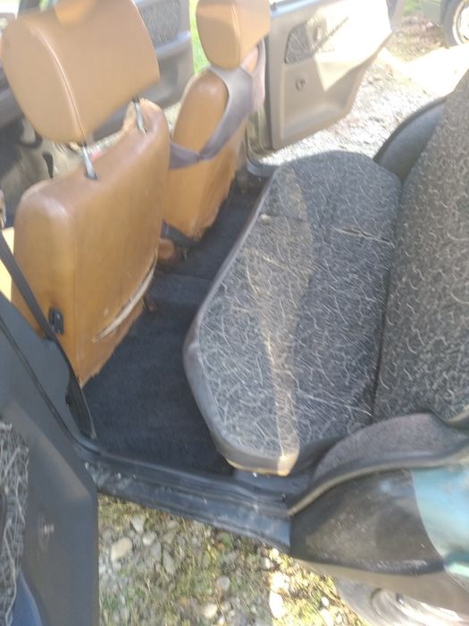 Продам машину Славута 1.2
