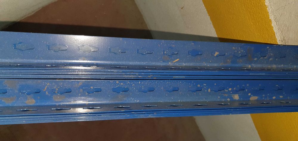 Escoras para Estante Metálica