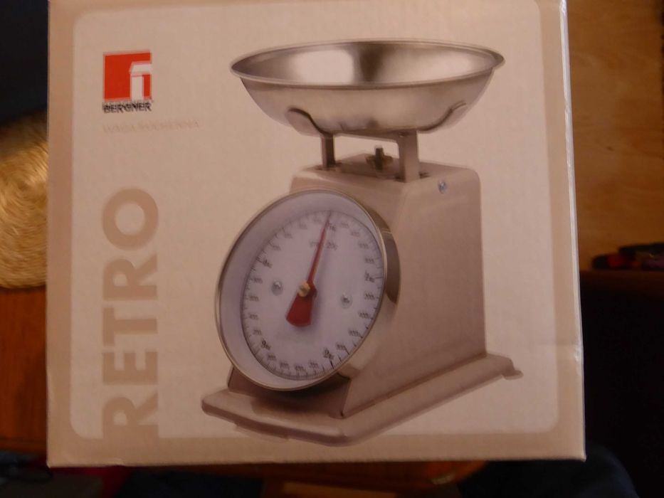Nieużywana, waga kuchenna "RETRO" BERGNER do 5kg z nierdzewną miską.
