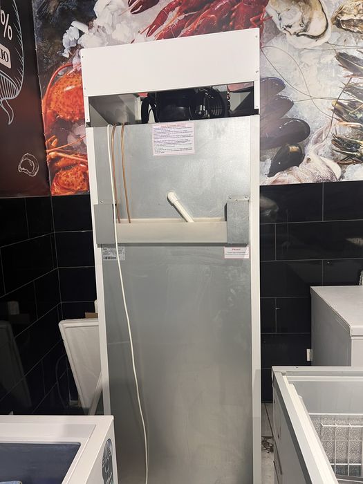 Шкаф холодильный Juka