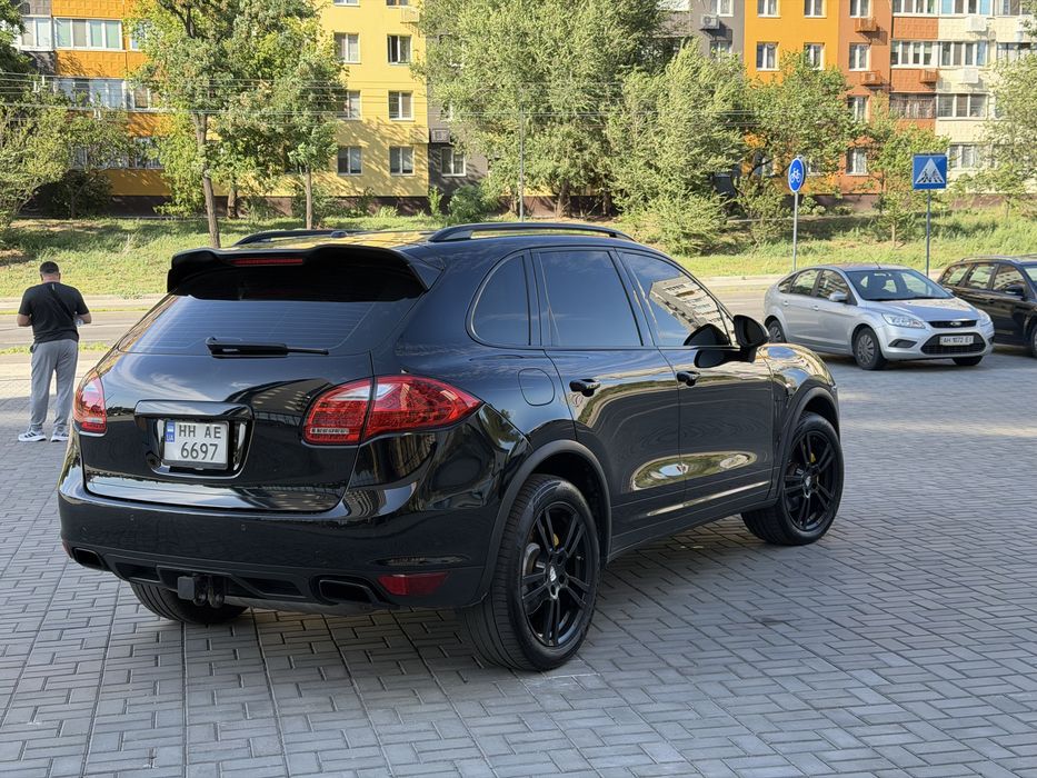Porsche Cayenne обмін на два авто
