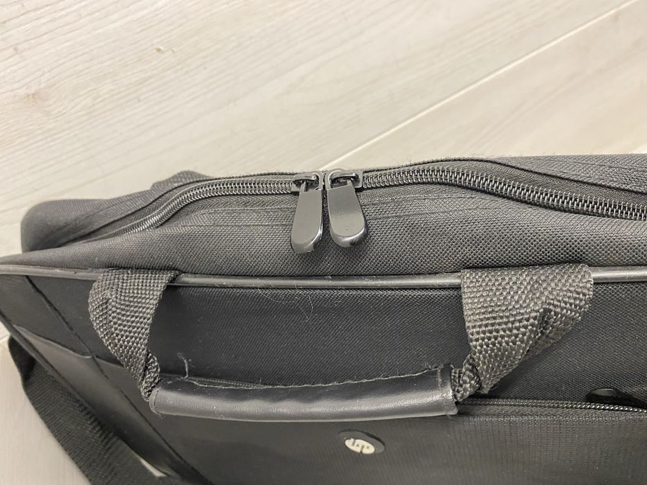 Портфель сумка  розмір 42*30*5 см   ноутбука   плечовий ремінь, 50 шт