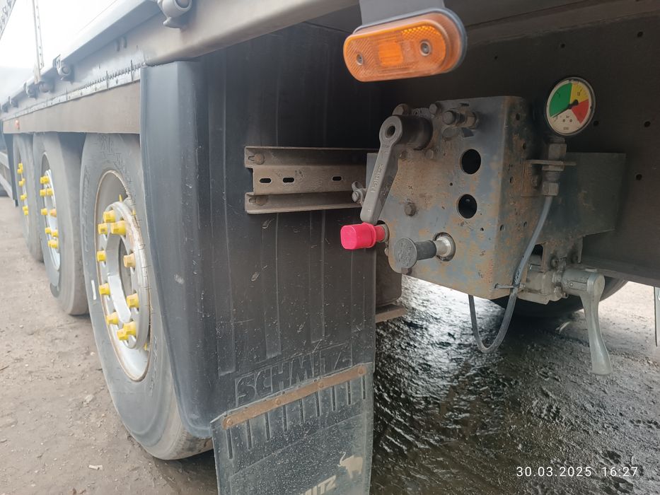 Напівпричіп Schmitz