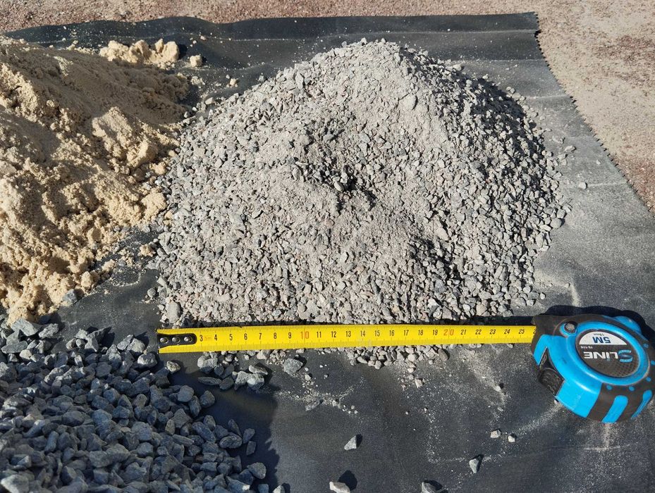 Гранотсев , щебень ,песок,цемент